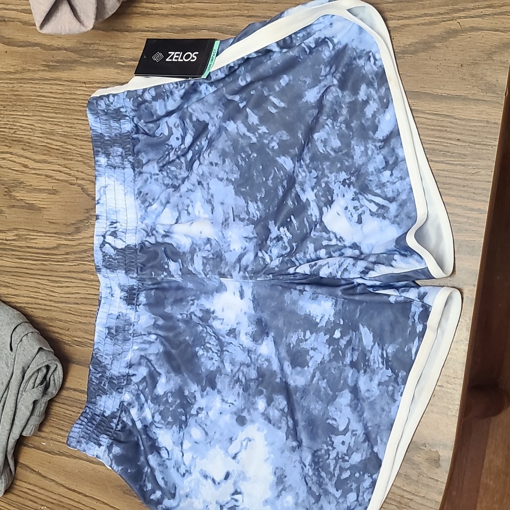 Zelos 1x tie dye shorts NWT